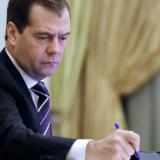Медведев попросил разъяснить позицию Минстроя по переходу на еврокоды