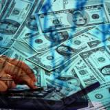     $100 