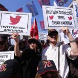      Twitter