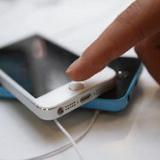     iPhone  iPad 