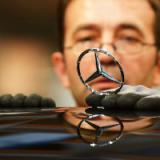 Daimler      Mercedes  