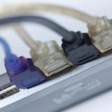     -     USB 3.1