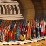  UNESCO     