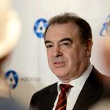 �� ������������� ��� ��� ��������� �������� 215 ���������� ������