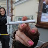 Сигареты резко дорожать не будут