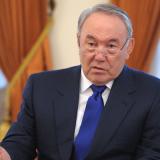 Назарбаев обеспокоен ростом числа брошенных детей и стариков в домах престарелых