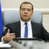 Медведев разрешил ввести пошлины на украинские товары