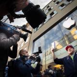 Apple   10  iPhone 6    