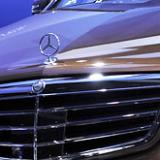          Mercedes-Benz E400  3   ...