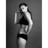 Calvin Klein    46 