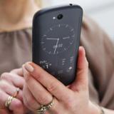 Forbes  YotaPhone 2  