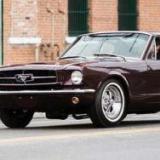   Ford Mustang   