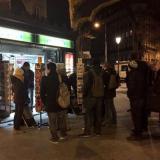 В арабских кварталах Парижа не продают новый номер Charlie Hebdo