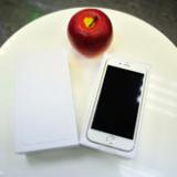 Apple   Samsung    
