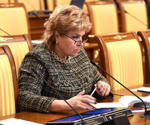 ������ ��������� � ������������� �������������� ������