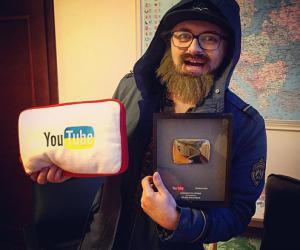 DZIDZIO    YouTube