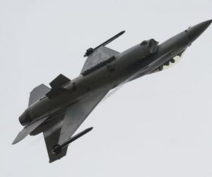        F-16V