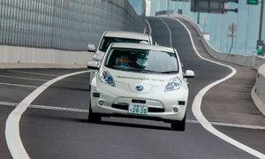 Nissan      Leaf