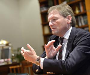 ������-��������� ��������� � ������������� ������� ����������� ������ ��