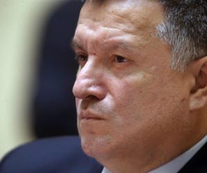 � ������������� ������� ��������� ���� ����� ������� � ��� ����