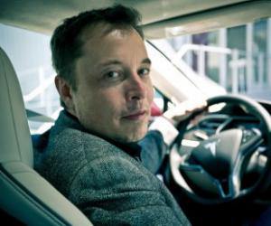 Space X  Tesla    