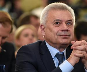 ����� �������� ������� � ����� �� 50 �������� � ����� ����