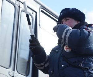 Москвичка на «Мерседесе» сбила полицейского, который пытался проверить у нее документы