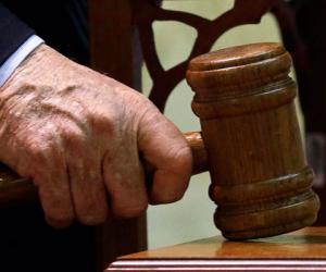 Суд в Крыму отложил рассмотрение дела по запрету меджлиса на неделю