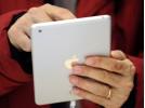 Apple    iOS 9.3    iPad