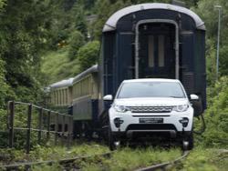 Land Rover Discovery Sport    100- 