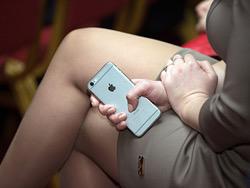 Apple ����������� � ������� ������� � �����������