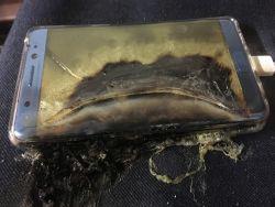 Трёхэтажный дом топ-менеджера РЖД сгорел из-за взрыва смартфона Samsung