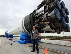 SpaceX      - 