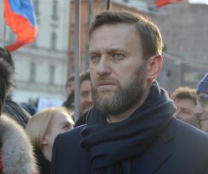 ��������� ������ 300 ����� �������� ��� ���������� � ����������