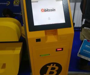      Bitcoin-
