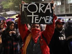 ����������� �������� �������� $3,2 ���� �� ������ ����������