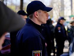 Активисты силовой операции на востоке Украины и полиция подрались в Одессе