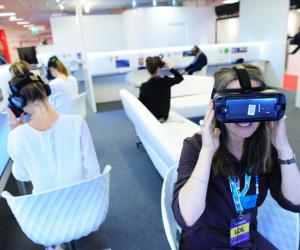 39 .  VR-   