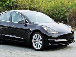 Маск сообщил, что Tesla Model 3 соответствует всем американским нормативным требованиям