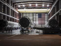 SpaceX построит 20 ракет Falcon 9 в 2017 году