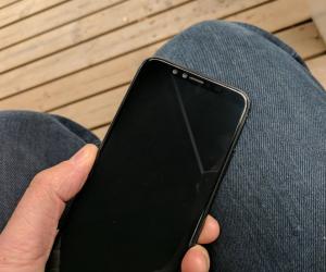 15 ,     iPhone 8