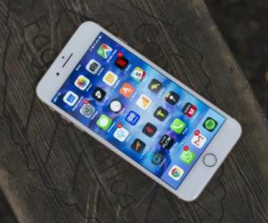iPhone 9:  