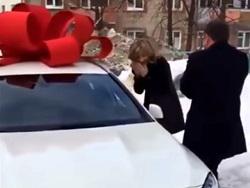 � ��� ������� ����� � ���������� ������� ������� Mercedes GLA �� 2,5 ���