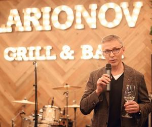   Larionov Grill&Bar     