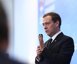 Медведев увидел в итогах украинских выборов шанс на улучшение двусторонних отношений