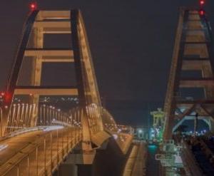 Движение грузовых поездов по Крымскому мосту начнется 30 июня