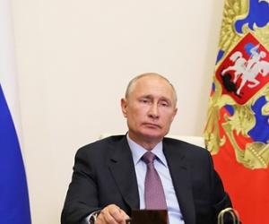 Путин понадеялся на минимальные потери экономики от коронавируса