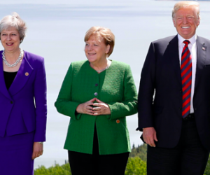 Стало известно об унижении Меркель и Мэй Трампом