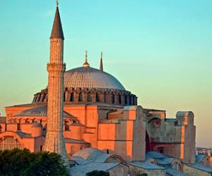 Верховный суд Турции разрешил Эрдогану менять статус собора Святой Софии