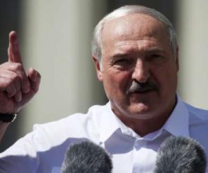 Лукашенко пригрозил Польше и Литве введением санкций